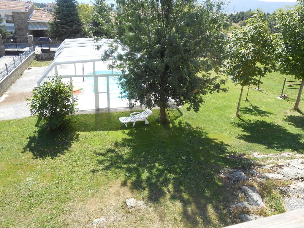 Hostal Burgos Torrecaballeros Buitenkant foto