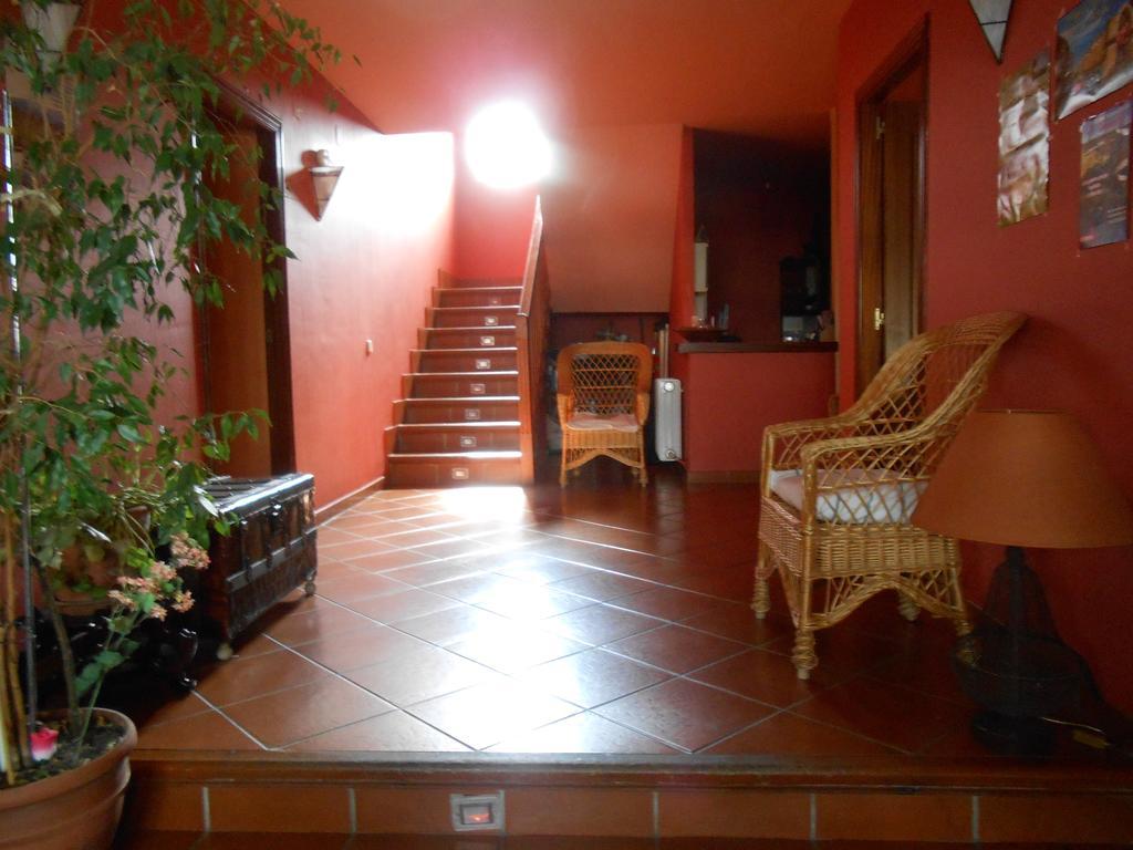 Hostal Burgos Torrecaballeros Buitenkant foto